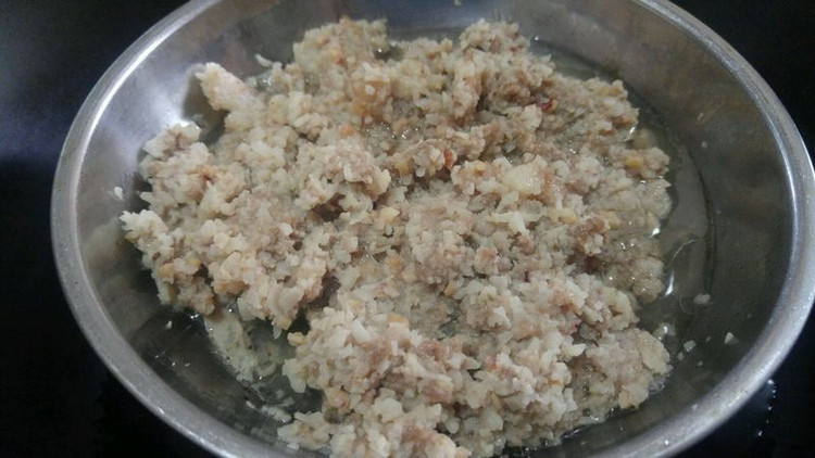 马蹄鱿鱼剁猪肉的做法