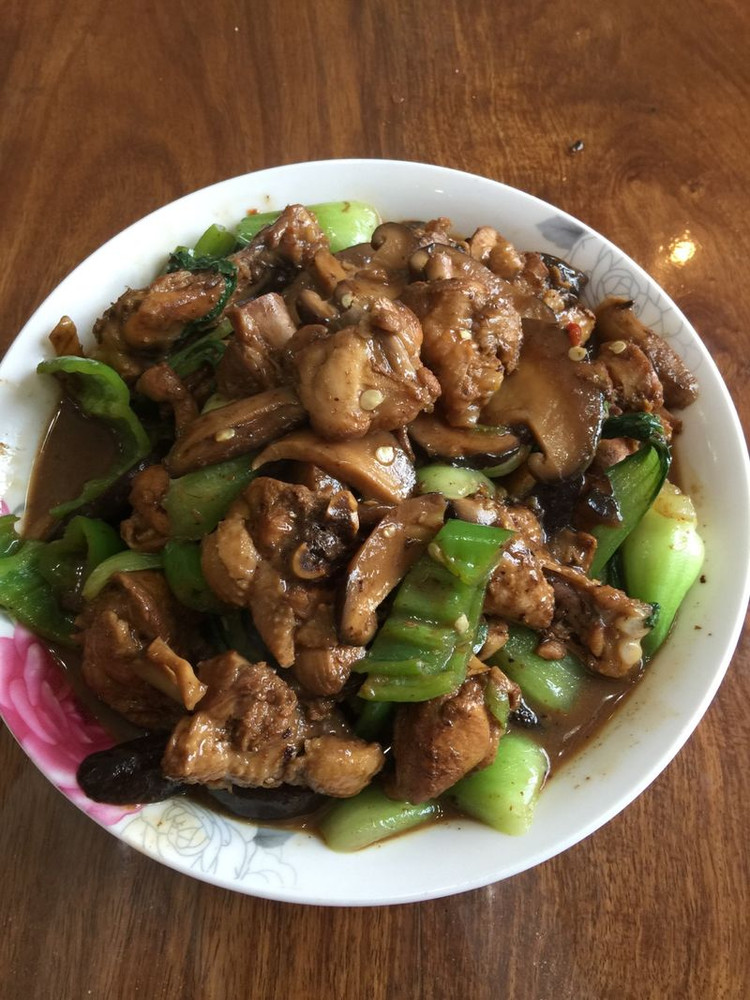 黄焖鸡的做法
