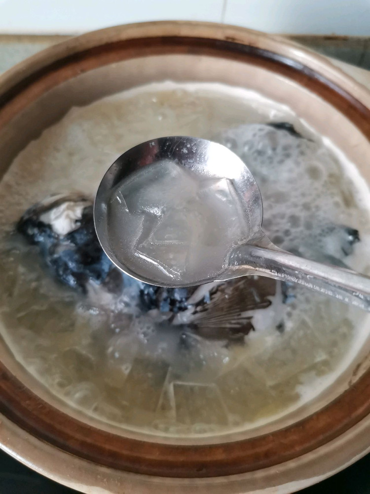 鱼头粉皮汤的做法