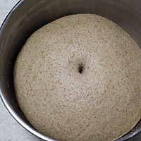 全麦面包里到底有多少全麦面粉？的做法图解2