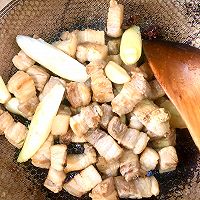 不加油的红烧肉的做法图解4