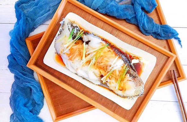 清蒸鳕鱼(鳕鱼去皮)