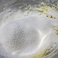 黄油曲奇小花的做法图解6