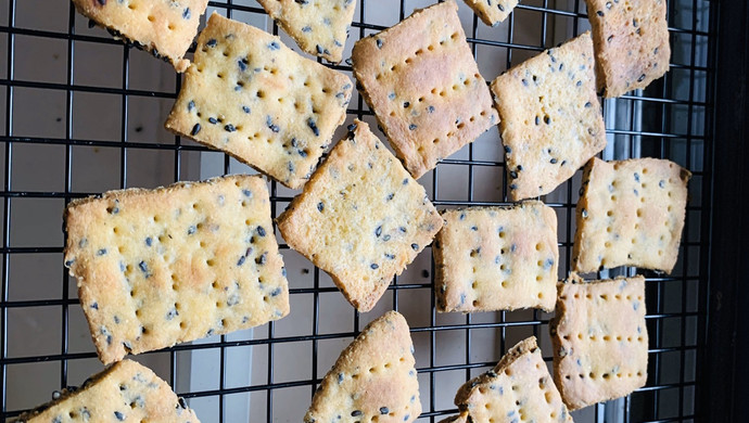 超香无糖全麦咸苏打饼干