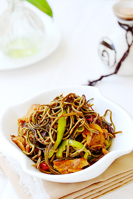 In early autumn, beans are dried. ——Braised pork with dried beans