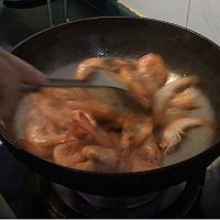 只需三步 不用吐壳的【油焖大虾】的做法图解6