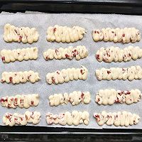 不能拒绝糯唧唧的草莓冻干手指麻薯饼的做法图解5