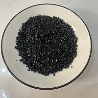 黑芝麻牛奶馒头的做法图解2