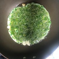 芹菜的隐秘菜单：芹菜叶炒鸡蛋的做法图解5
