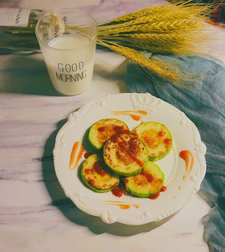 早餐快手菜之西葫芦蛋饼的做法