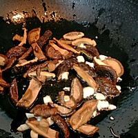 肉丝炒杂菇的做法图解5