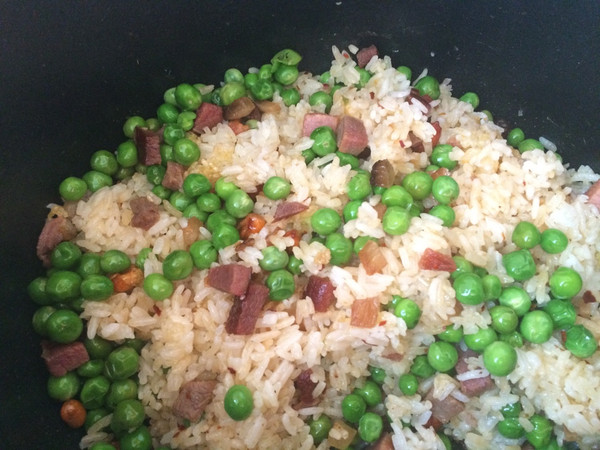 腊肉豌豆饭的做法_菜谱_豆果美食