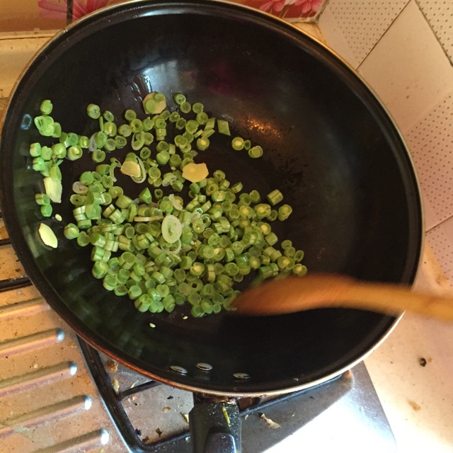 大连芸豆蚬子面的做法图解4