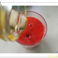 草莓樱桃汁的做法图解3
