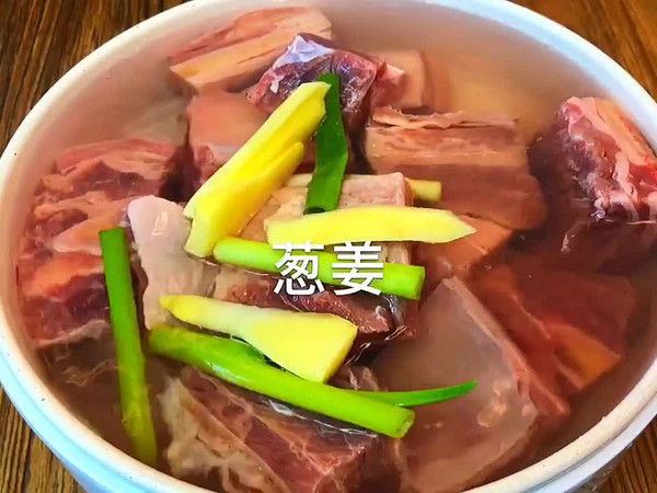 牛排骨也太香了，这个汤汁拌饭也巨好吃