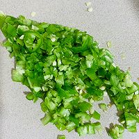 香辣培根蛋饼的做法图解1