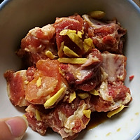 酸甜排骨的做法图解2
