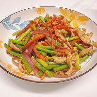 #安佳黄金拍档#减脂健康餐丨蒜苔炒鸡丝的做法图解5