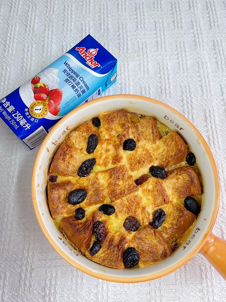 葡萄干烤吐司布丁的做法