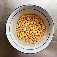 #橄榄中国味 感恩添美味#黄豆焖猪蹄 养颜又补钙的做法图解2