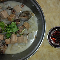 咸骨萝卜鱼豆腐煲的做法图解4
