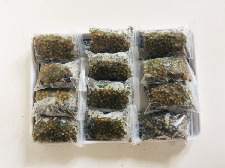 储存鲜花椒的做法