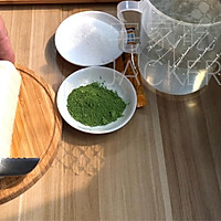 抹茶豆腐布丁，好吃又好做，抹茶脑袋可以制作起来。的做法图解1