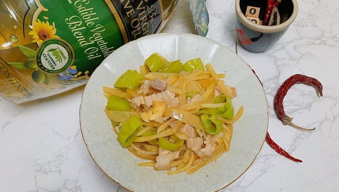土豆丝炒青椒肉片