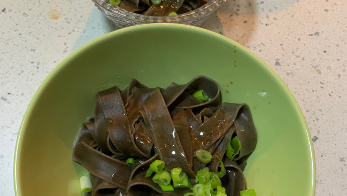 家庭版 荞麦油泼面