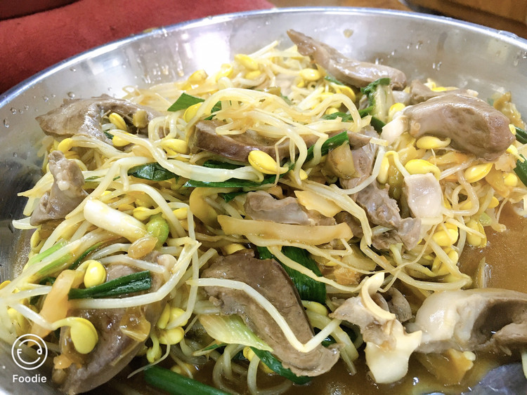 豆苗炒猪心的做法