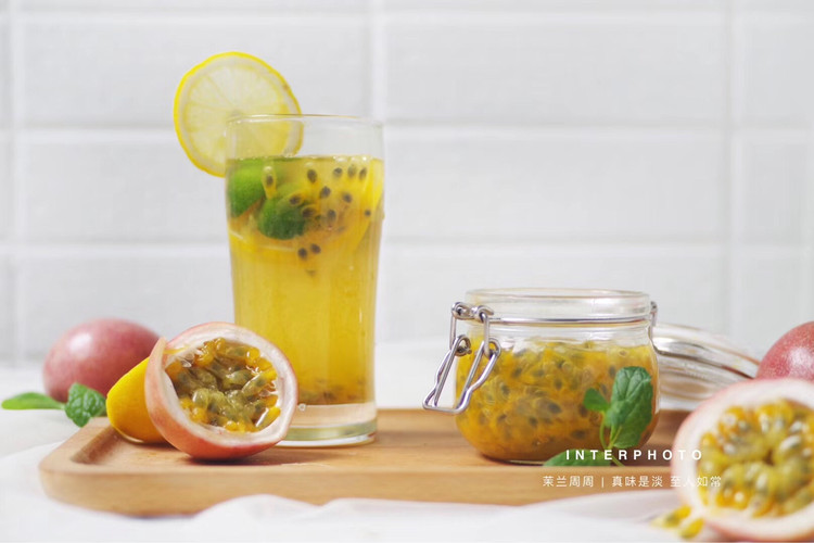 百香果柠檬蜜饮的做法