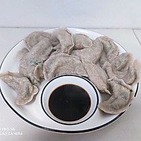 黑全麦粉鸡蛋韭菜山药粉条馅素饺子的做法图解8