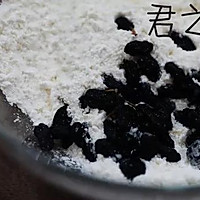特别难看又不好吃的苏打面包的做法图解3