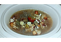 春季薏米芡实莲子冬瓜猪骨汤的做法