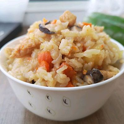 香菇鸡肉闷饭