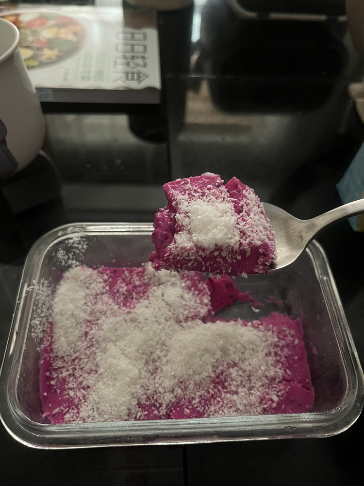 火龙果椰丝奶冻的做法
