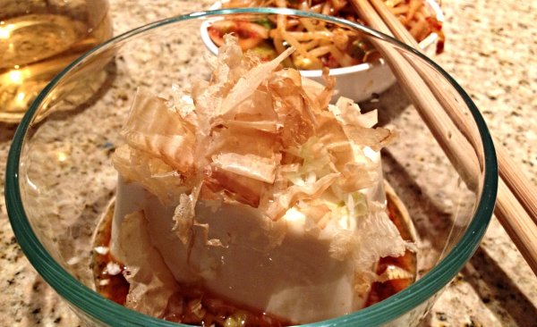 日式绢豆腐-- 如何细切葱白的做法