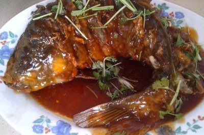 泡姜三汁焖鲤鱼