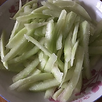 凉拌西瓜皮的做法图解3