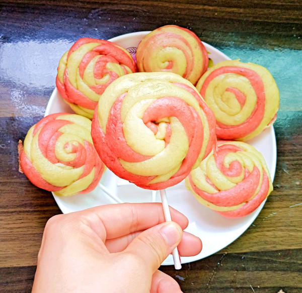彩色棒棒糖馒头