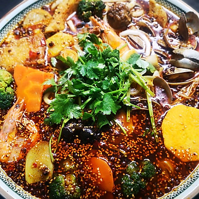 POBOYY招牌麻辣烫，可乐都压不住的澎湃