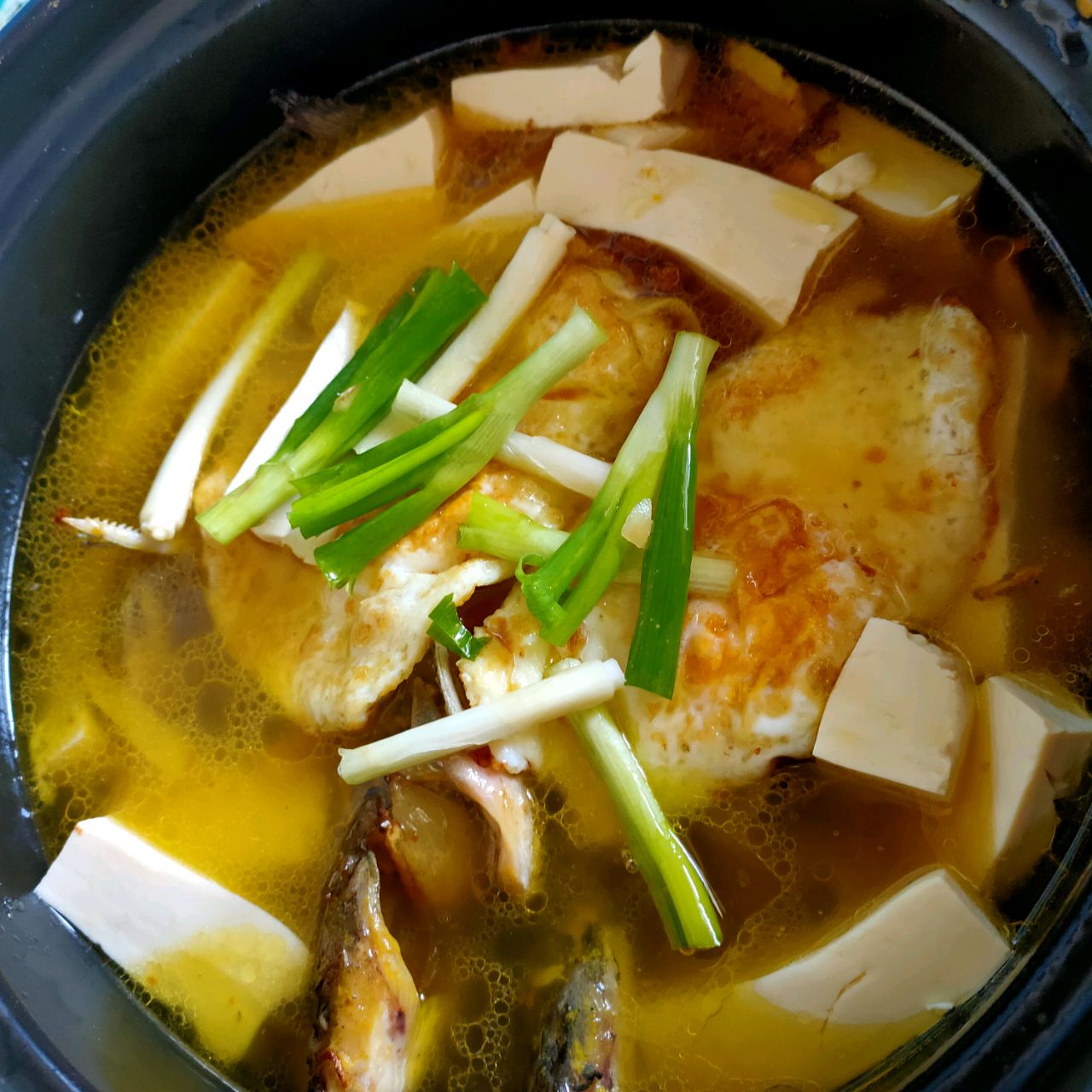 黄颡鱼炖豆腐图片
