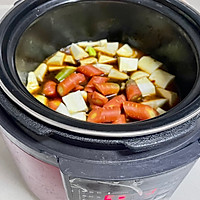 中秋家宴不可少的红烧萝卜茭白牛肉块的做法图解7