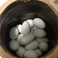 咸鹅蛋腌制的做法图解3