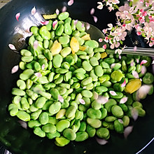 砂锅-超沙蚕豆
