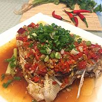 剁椒鱼头的做法图解4