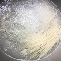 清水素面的做法图解2