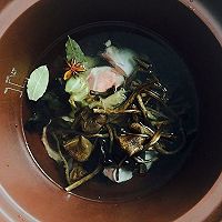 筒骨萝卜木耳菌菇汤——初冬的一锅好汤的做法图解4