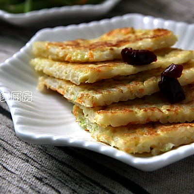 米饭鸡蛋饼