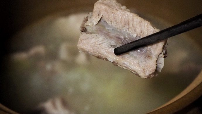 砂锅清炖排骨